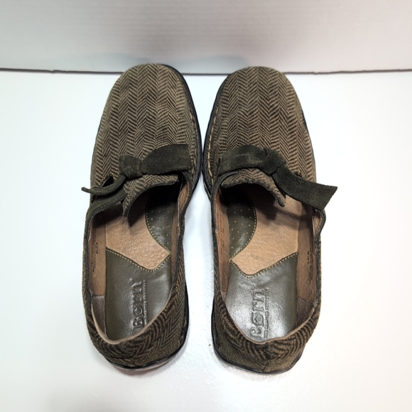 BORN Herrigbone Leather Velvet Suede Slip On Flats Women's 7.5 - Picture 6 of 9